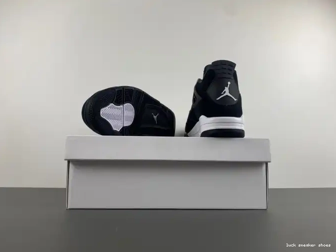 Reps LUCY THUNDER